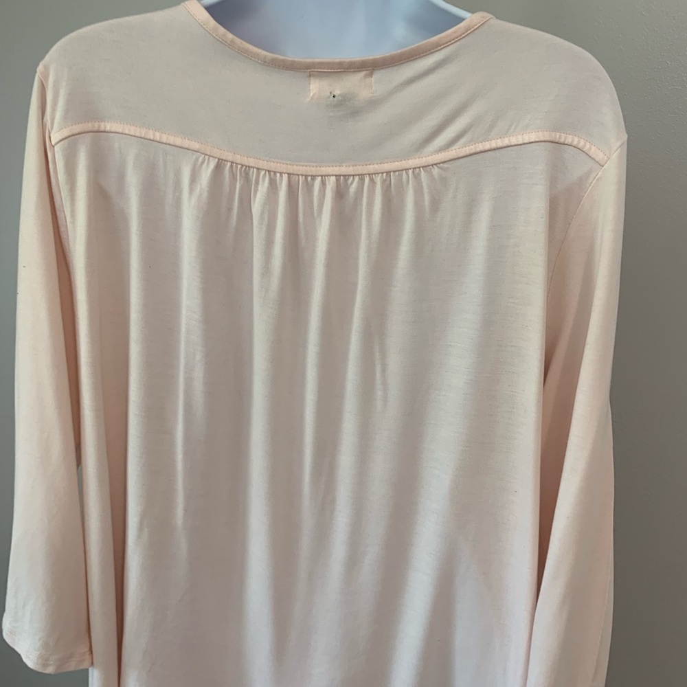 Old Navy Lightweight Relaxed Fit Henley - Picture 2 of 16